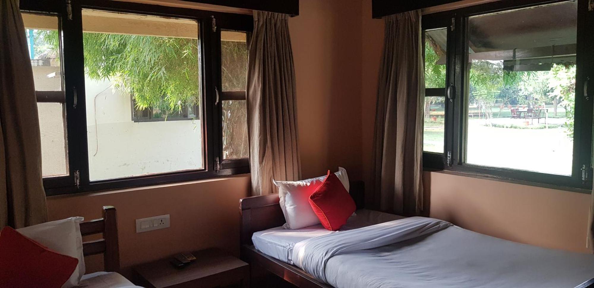 Lumbini Buddha Garden Resort Kültér fotó